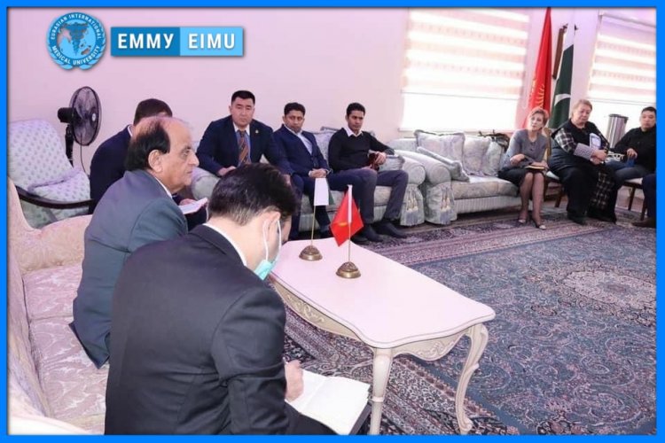 Rector of EIMU Esen Saliev took part in the meeting with His Excellency Ambassador of the Islamic Republic of Pakistan Mr. Sardar Azhar Tariq Khan to discuss issues of welfare of Pakistani students.